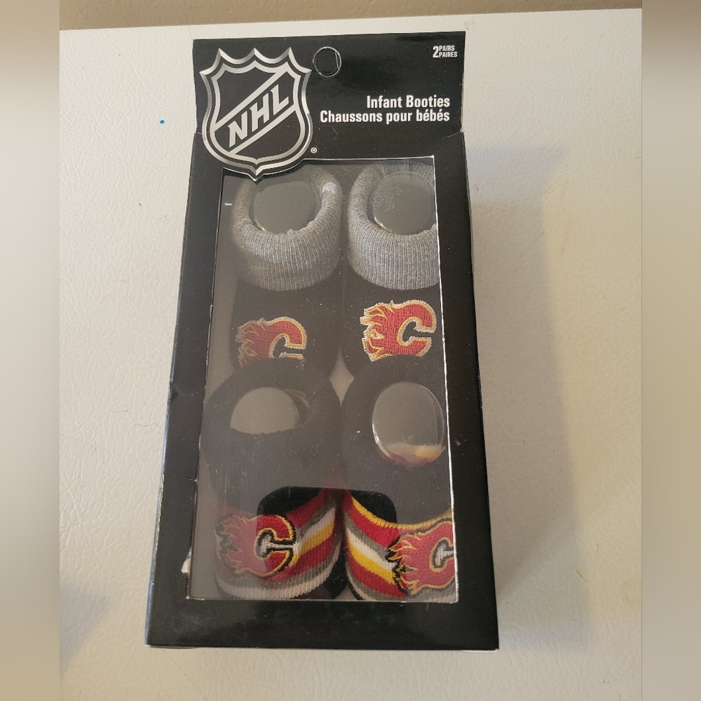 NHL Calgary Flames Infant Booties 0-12 M